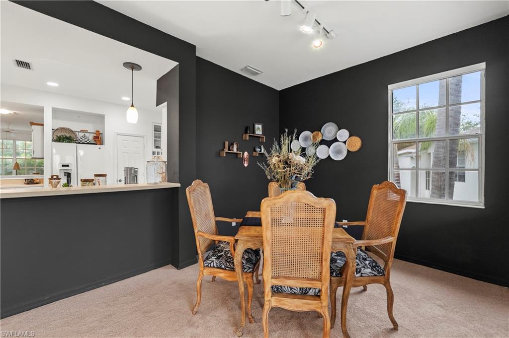 KENTWOOD - Residential