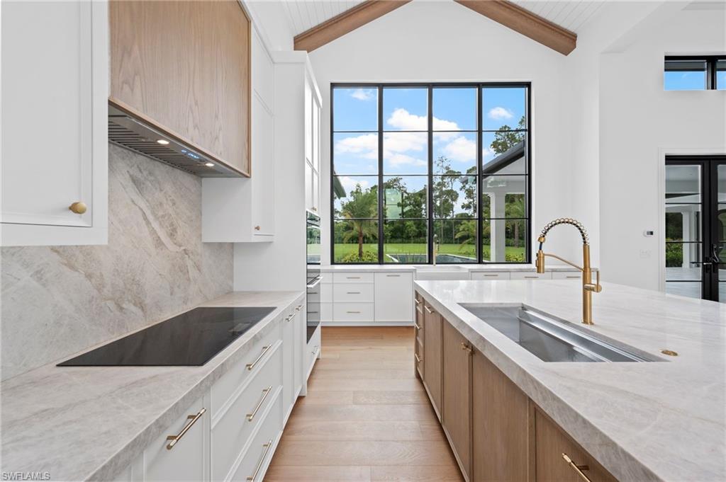 GOLDEN GATE ESTATES - Residential
