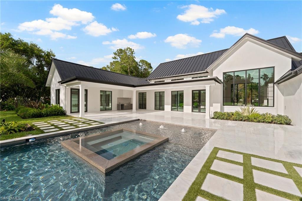 GOLDEN GATE ESTATES - Residential