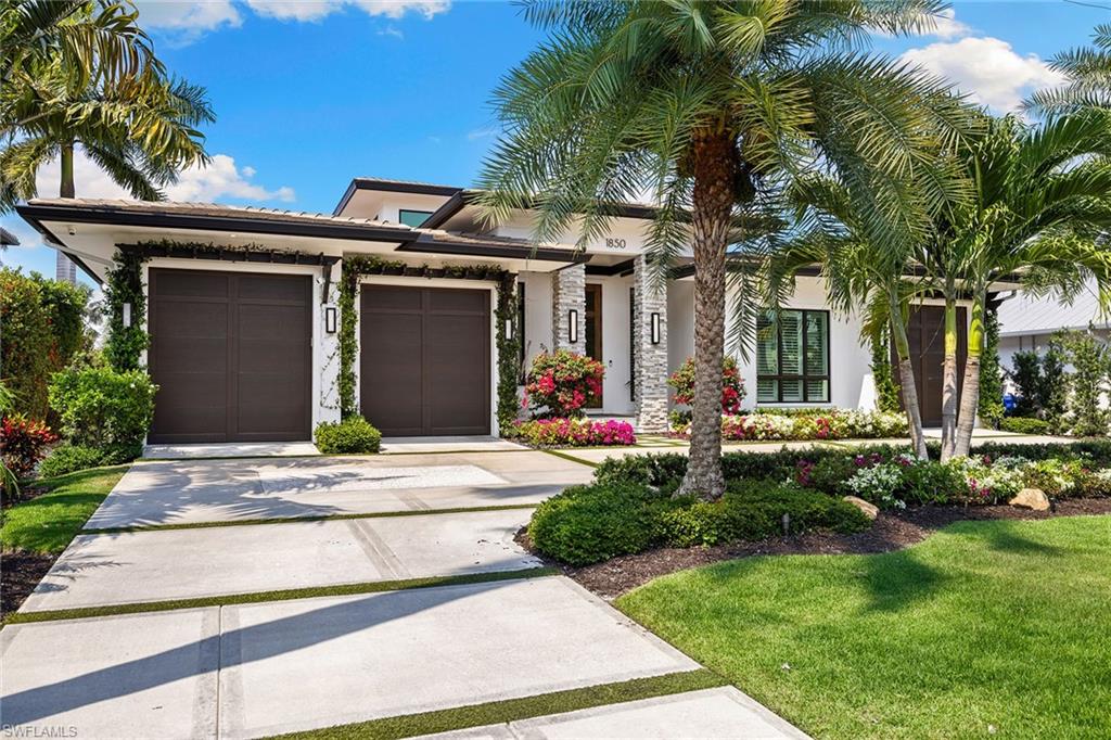 ROYAL HARBOR - Residential