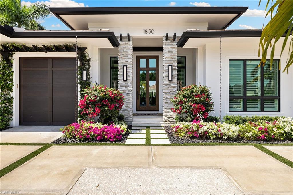 ROYAL HARBOR - Residential