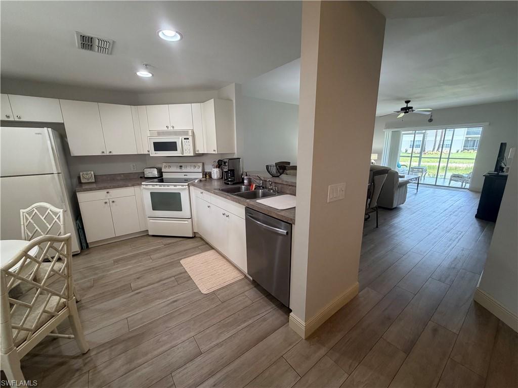TREASURE BAY - Residential Lease