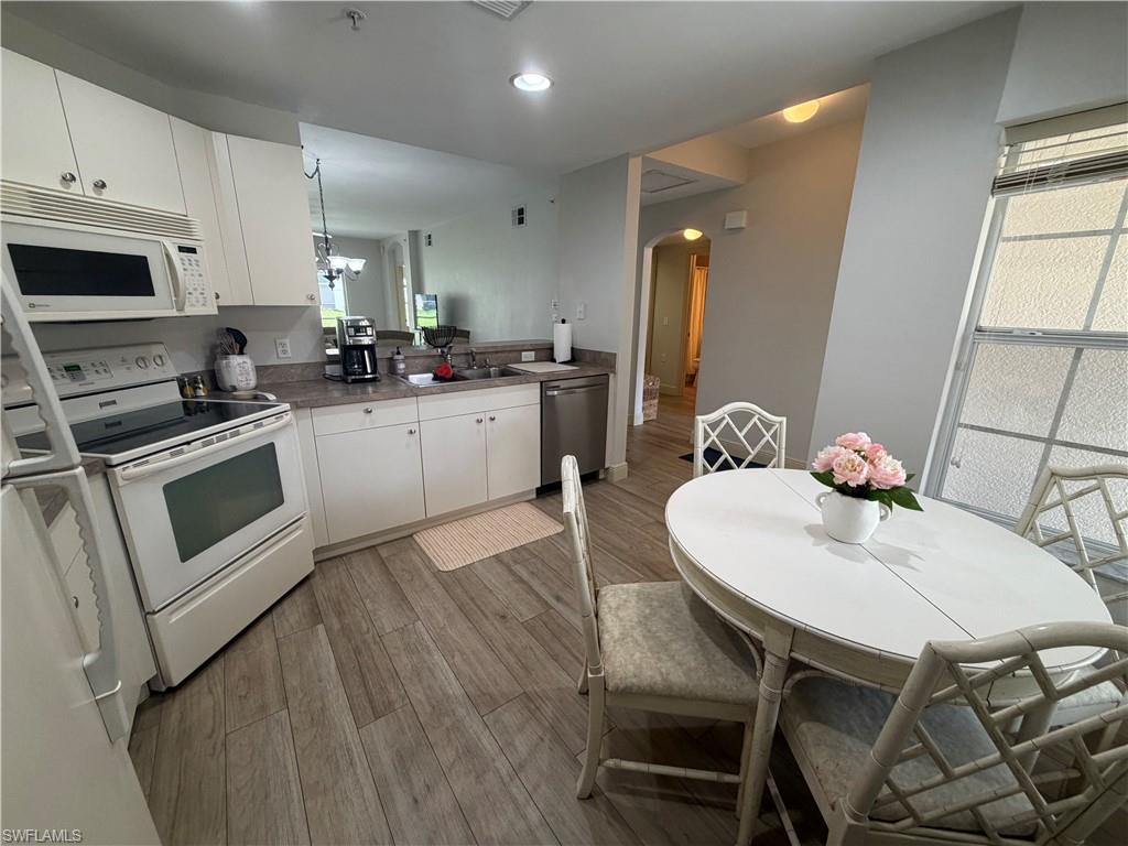 TREASURE BAY - Residential Lease