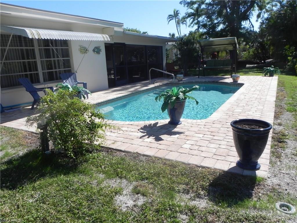 LAGUNA SHORES - Residential