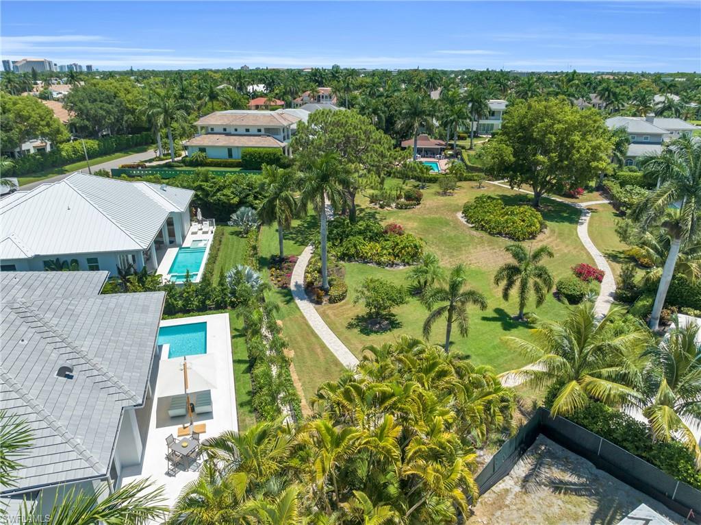 POINT WEST - Residential