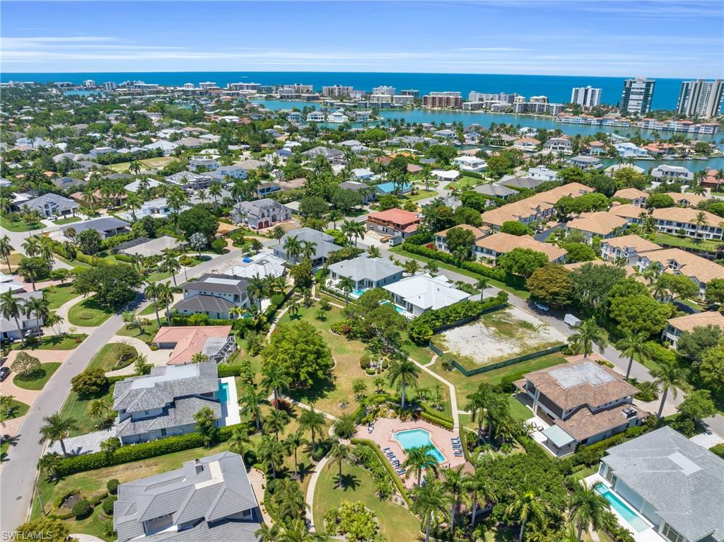 POINT WEST - Residential