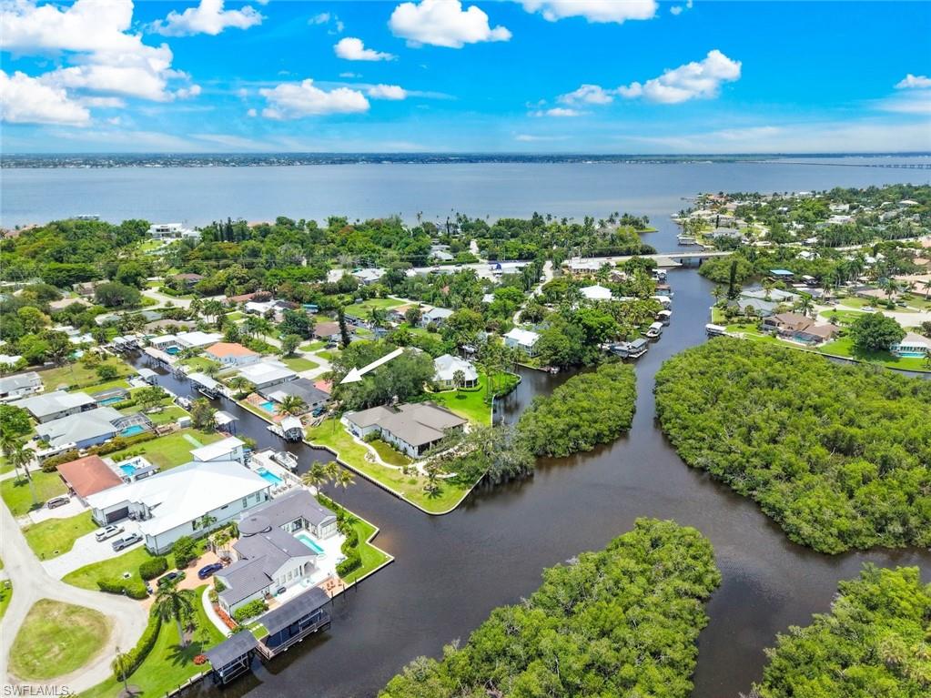 EDGEMERE PARK - Residential