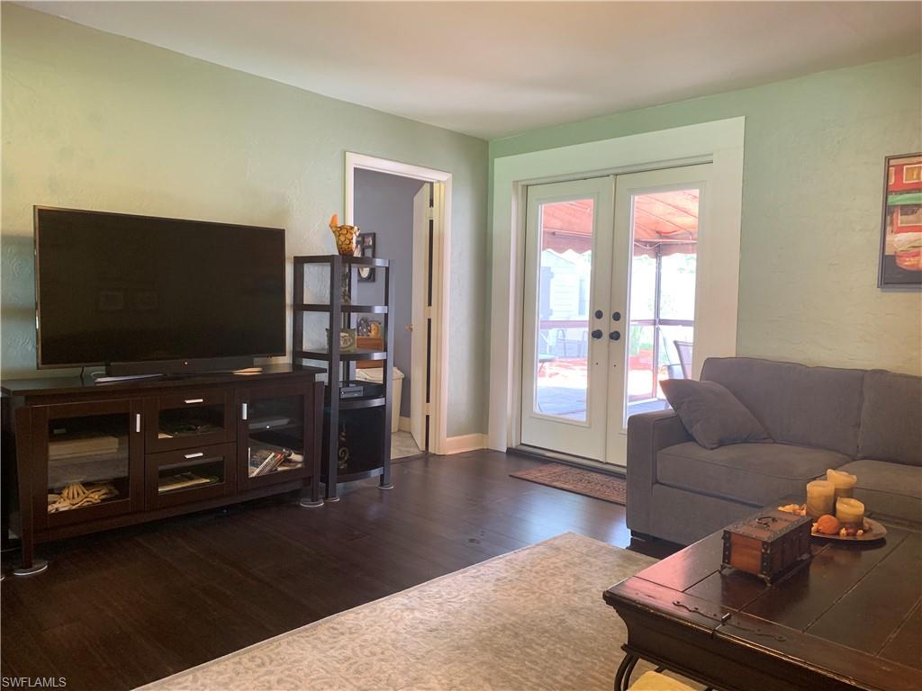 MCGREGOR GROVES - Residential