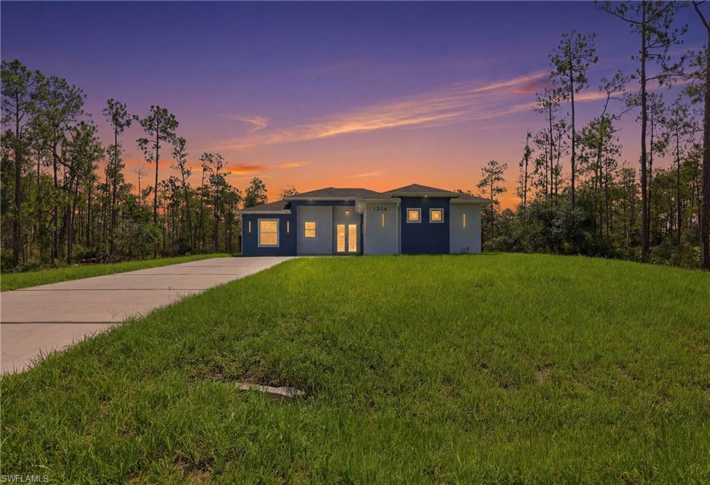 LEHIGH ACRES - Residential
