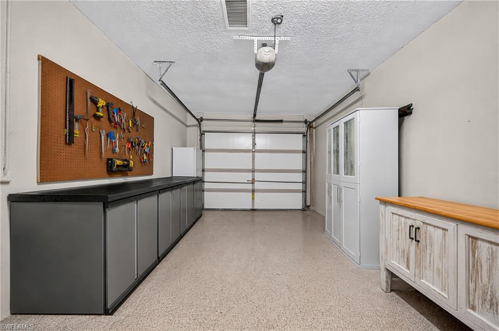 PORT CHARLOTTE - Residential