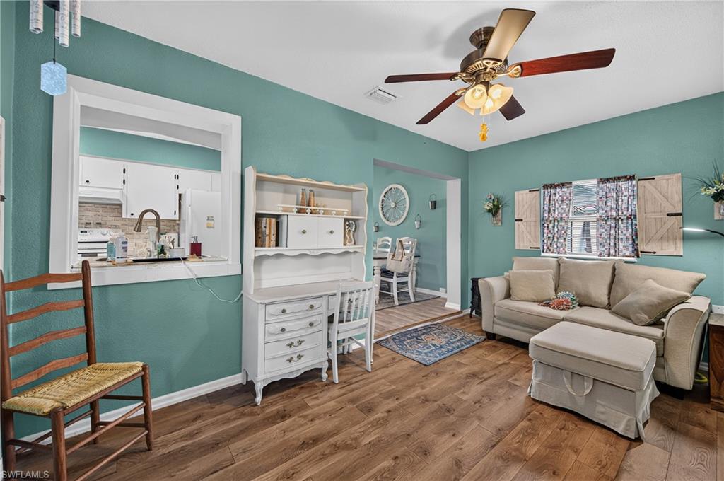 PORT CHARLOTTE - Residential