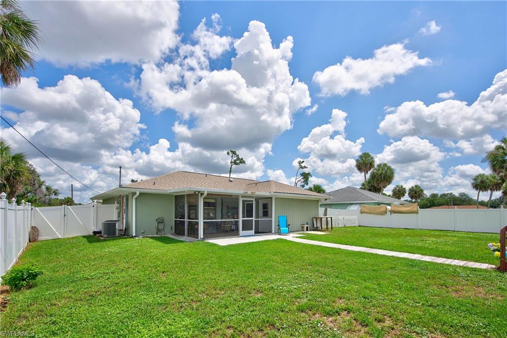 PORT CHARLOTTE - Residential