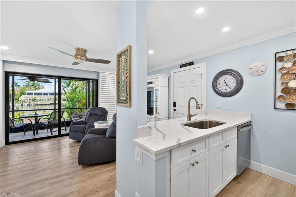 SANIBEL MOORINGS CONDO - Residential