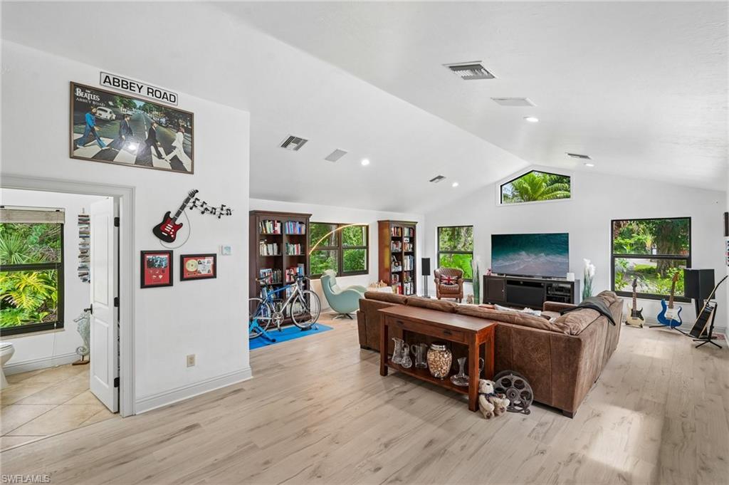 LOGAN WOODS - Residential