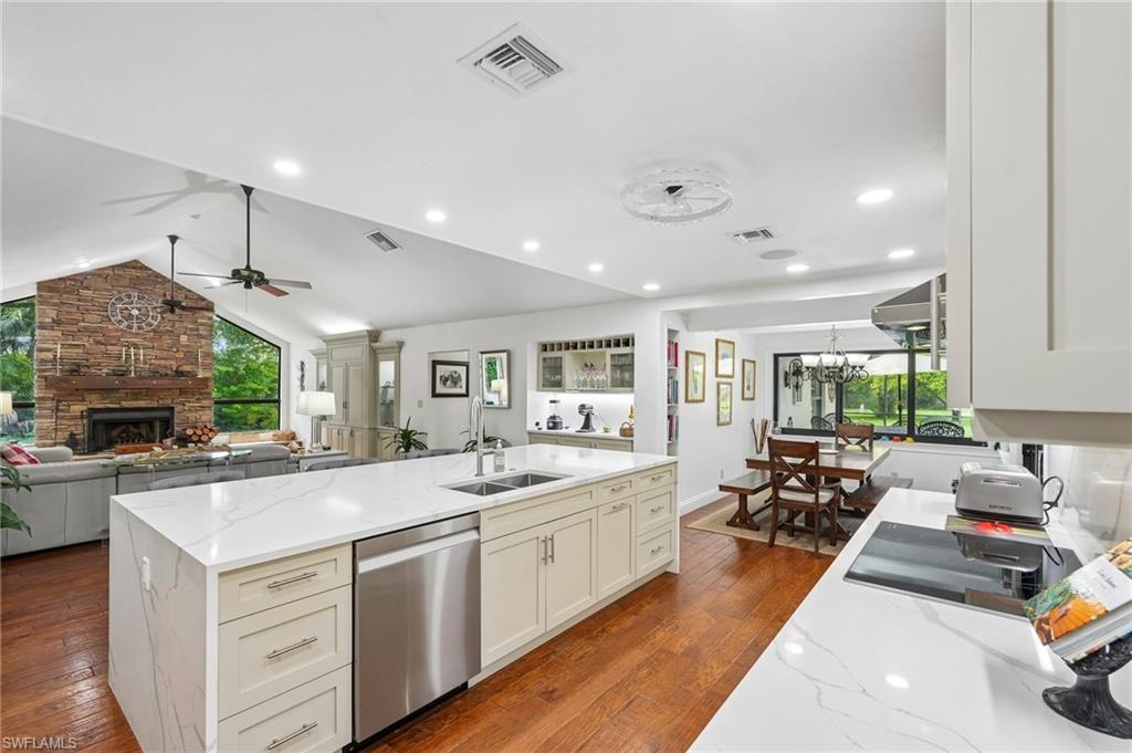 LOGAN WOODS - Residential