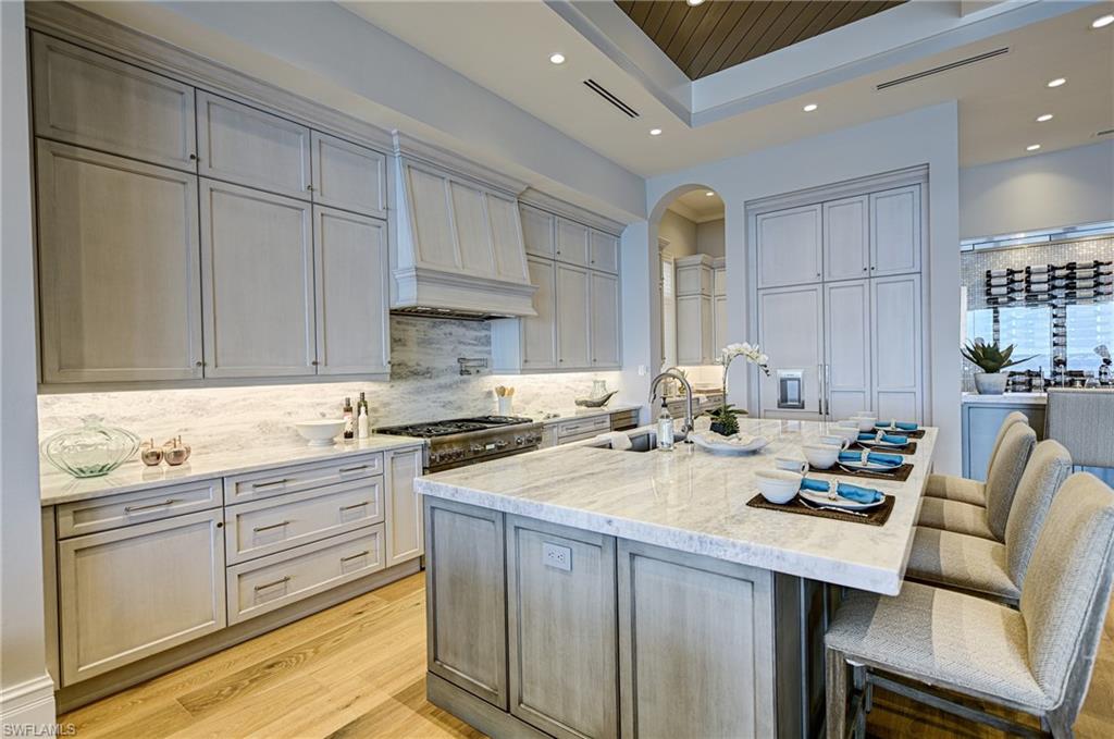 BONITA BEACH - Residential