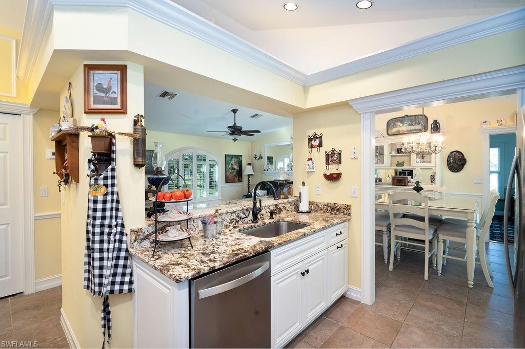GOLDEN GATE ESTATES - Residential