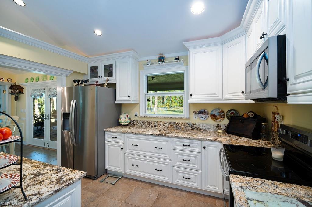 GOLDEN GATE ESTATES - Residential