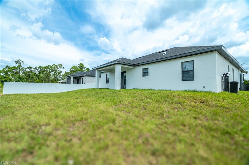 LEHIGH ACRES - Residential