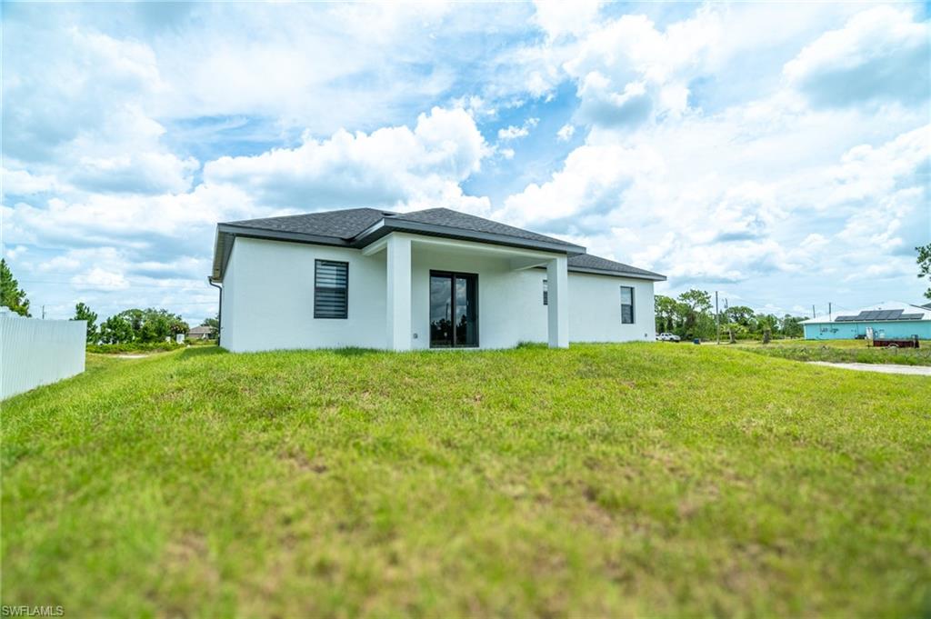 LEHIGH ACRES - Residential