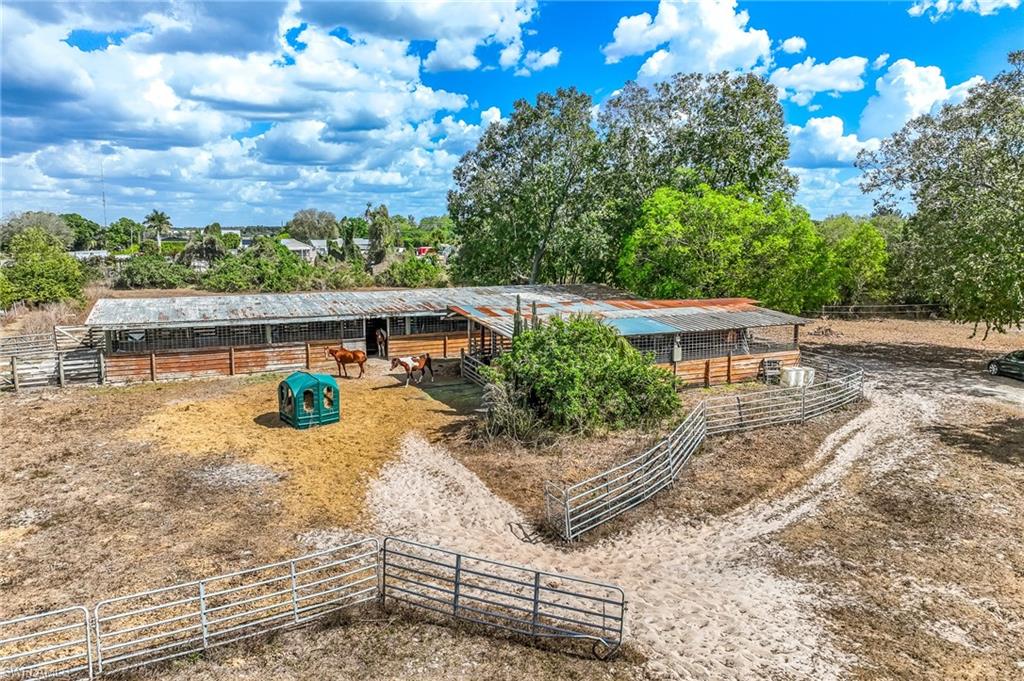 BONITA FARMS - Land