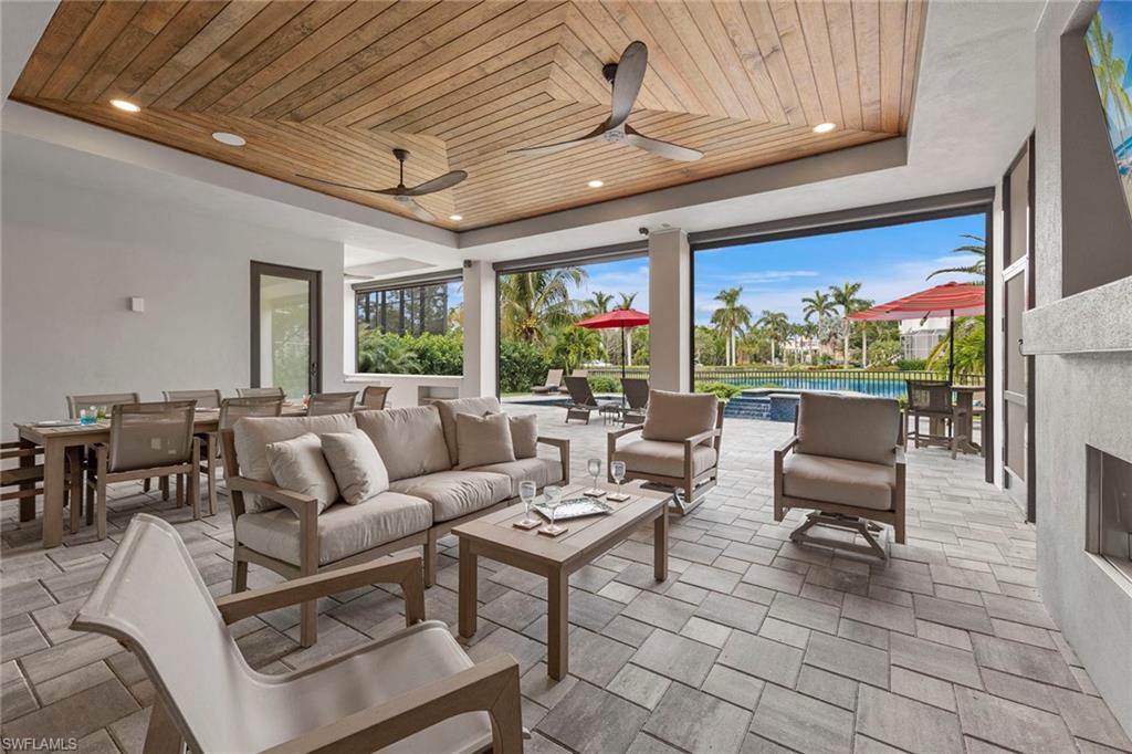 SOUTHPORT ON THE BAY - Residential