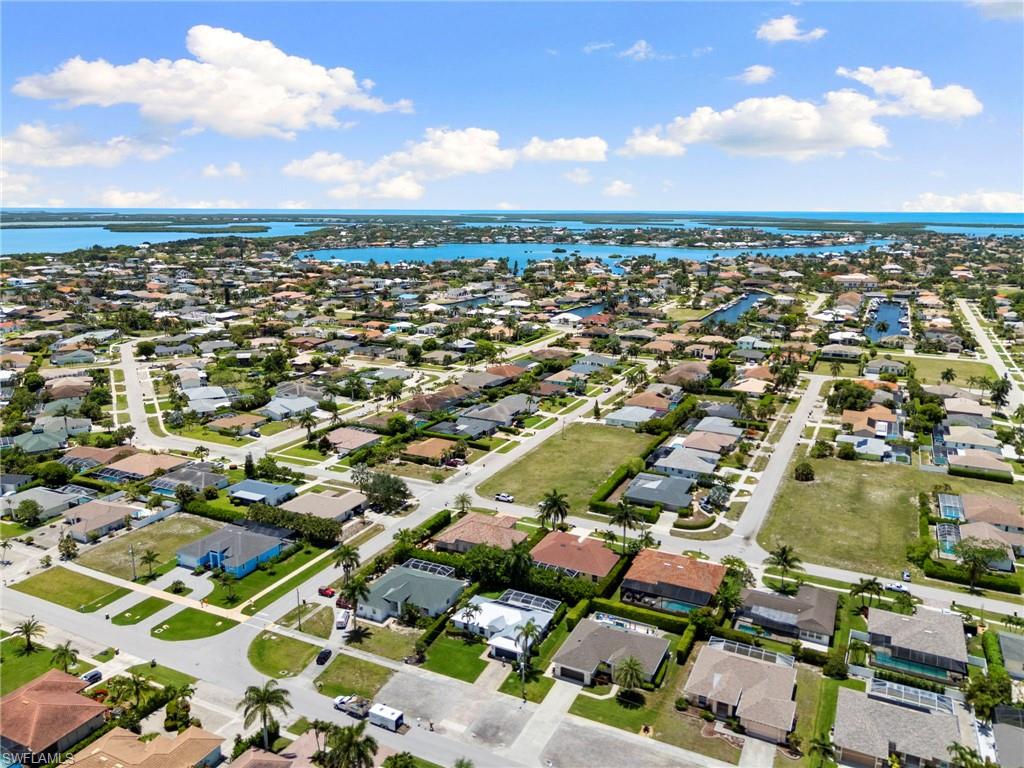 MARCO ISLAND - Residential