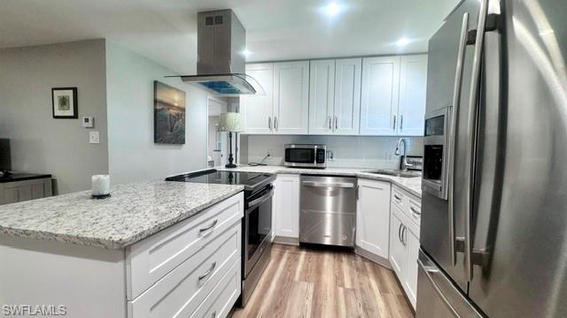 Welcome to Old Bridge Village, a sought-after gated 55+ waterfront community. This completely renovated 2-bedroom, 2-bath manufactured home offers modern comfort and stylish upgrades throughout. The open-concept floor plan features granite countertops, new kitchen cabinetry, stainless steel appliances, vinyl flooring, and an enclosed Florida room with tile flooring. Major improvements include a newly elevated HVAC system, new drywall, windows, hot water heater, vapor barrier, insulation, ductwork, and appliances. Both bathrooms feature walk-in showers, providing comfort and convenience. Outside, enjoy a long driveway with a dedicated golf cart path and ample parking. Residents of Old Bridge Village enjoy resort-style amenities, including a community pool and waterfront lifestyle. Move-in ready and beautifully updated, this home is a must-see!  
Old Bridge Village, is a friendly, 55+ resident owned, gated community right off the Caloosahatchee River and Gulf Access with lots of amenities, activities all year, clubs and entertainment.  There is a resort style brand new Salt-water heated pool and hot tub, fitness center, recreation center, bocce ball, pickleball, shuffleboard, tennis, basketball, putting green, horseshoe pits, community clubhouse, fishing pier, kayak and boat launch and an 81 slip marina.   Drive your golf cart around the community, to and from your activities or to Palm Point where you can fish, have a picnic, watch the boats or just enjoy the sunset.  This community is a hidden gem with just minutes by boat or car to downtown Ft. Myers and right between 2 airports with approximately 30 minutes to both Southwest Florida International Airport and Punta Gorda Airport.