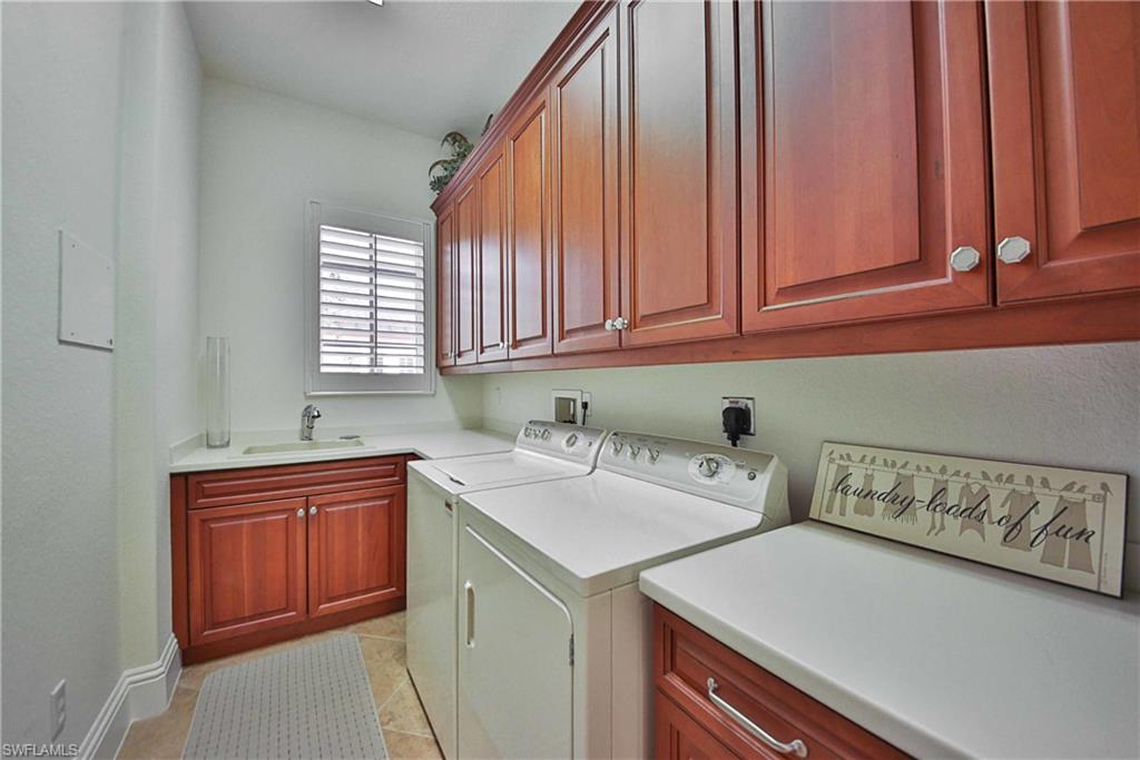 MONTEBELLO - Residential