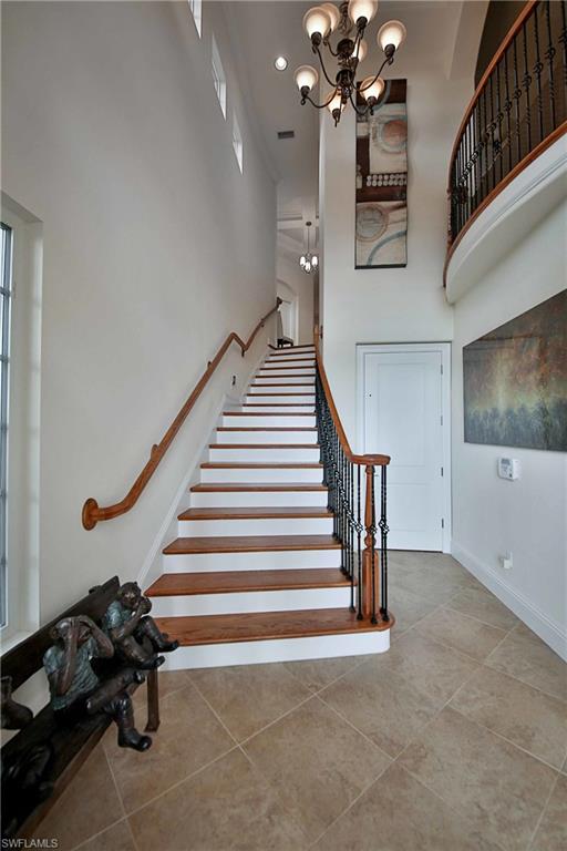 MONTEBELLO - Residential