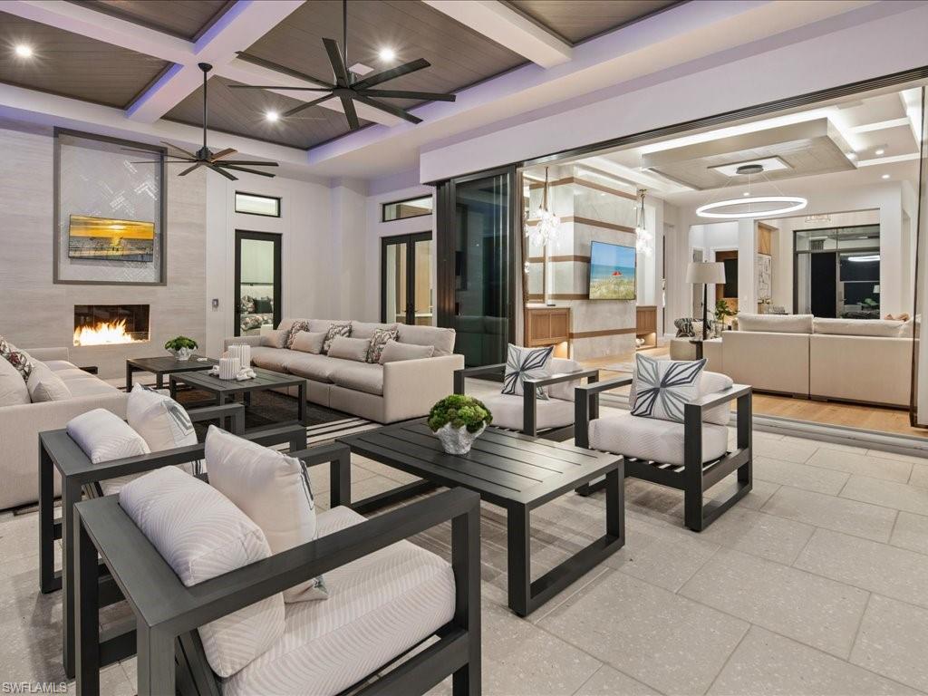 LIVINGSTON WOODS - Residential