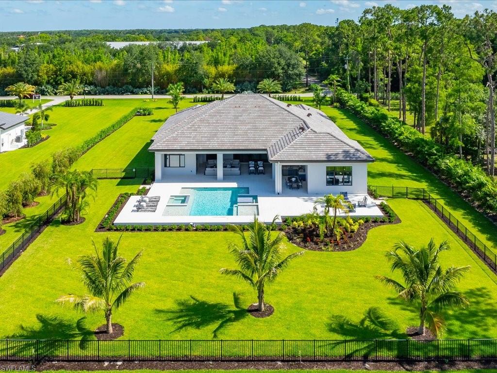 LIVINGSTON WOODS - Residential