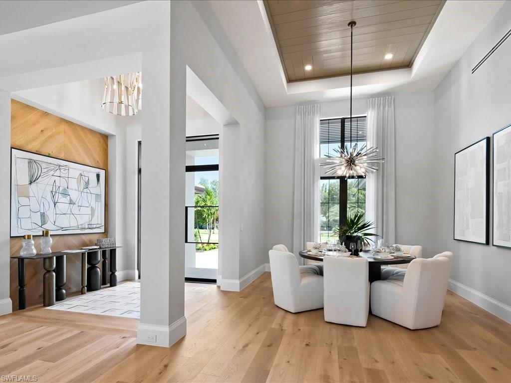 LIVINGSTON WOODS - Residential