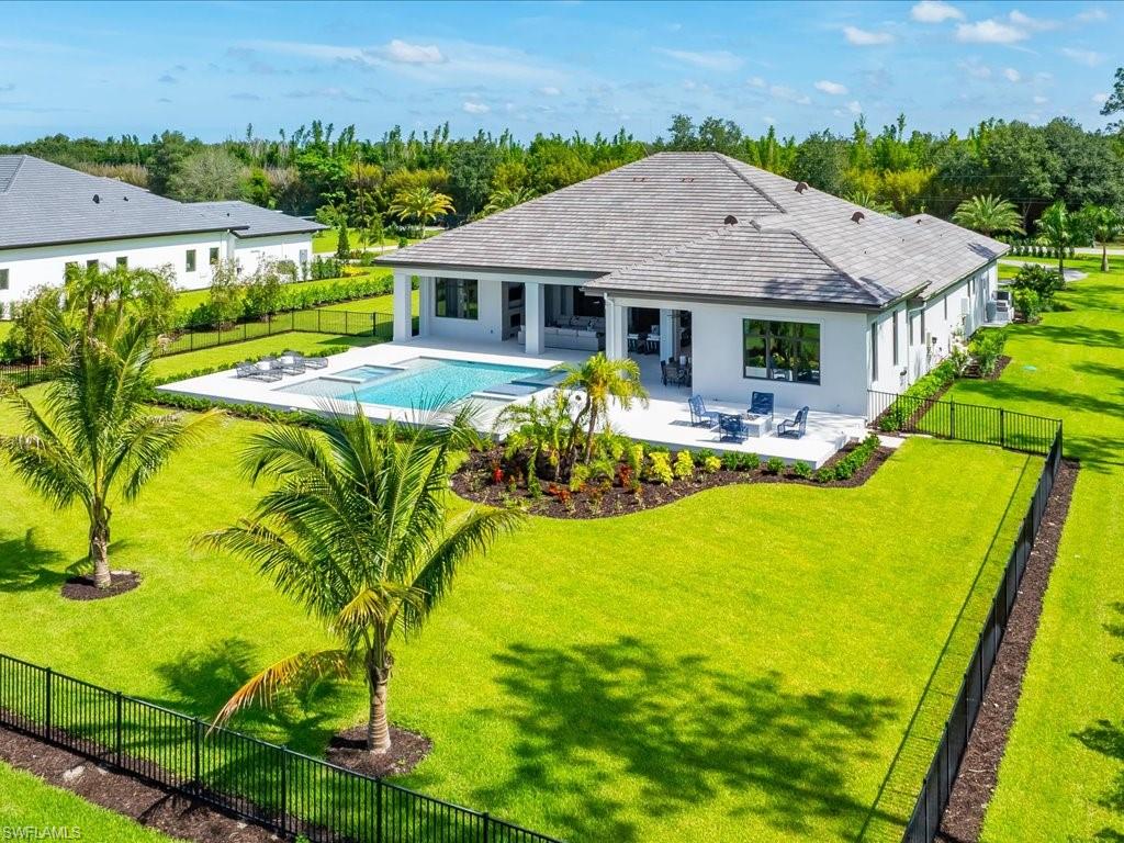LIVINGSTON WOODS - Residential