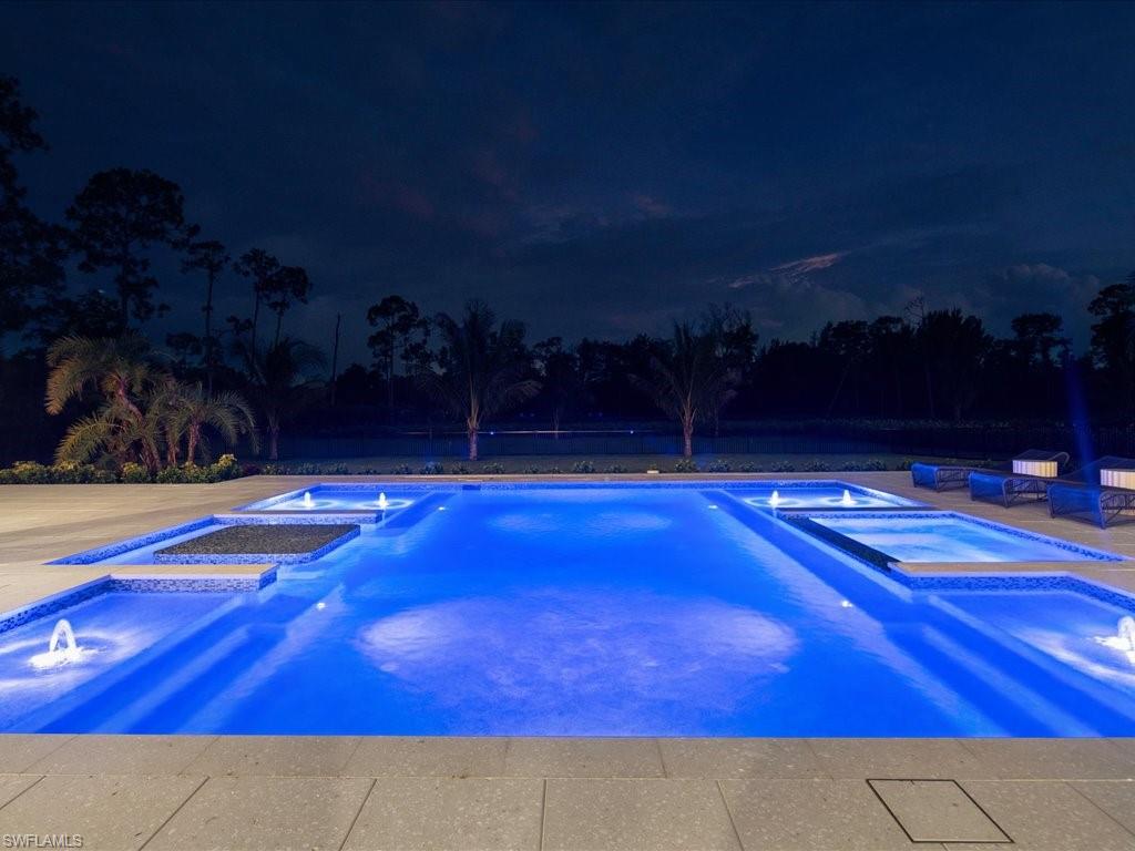 LIVINGSTON WOODS - Residential
