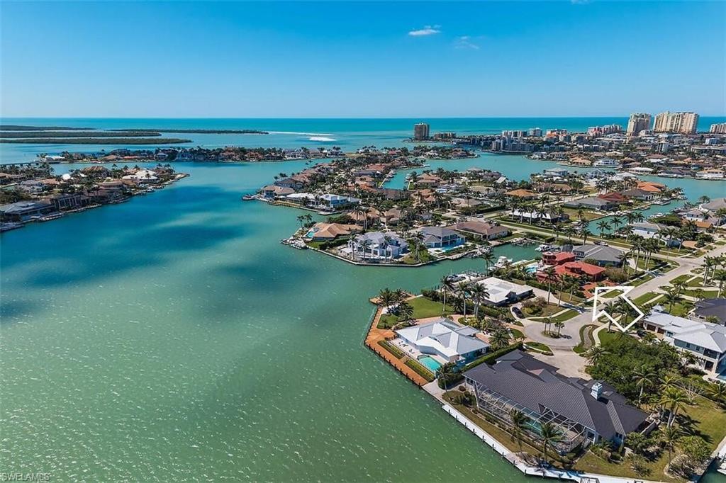 MARCO BEACH - Residential