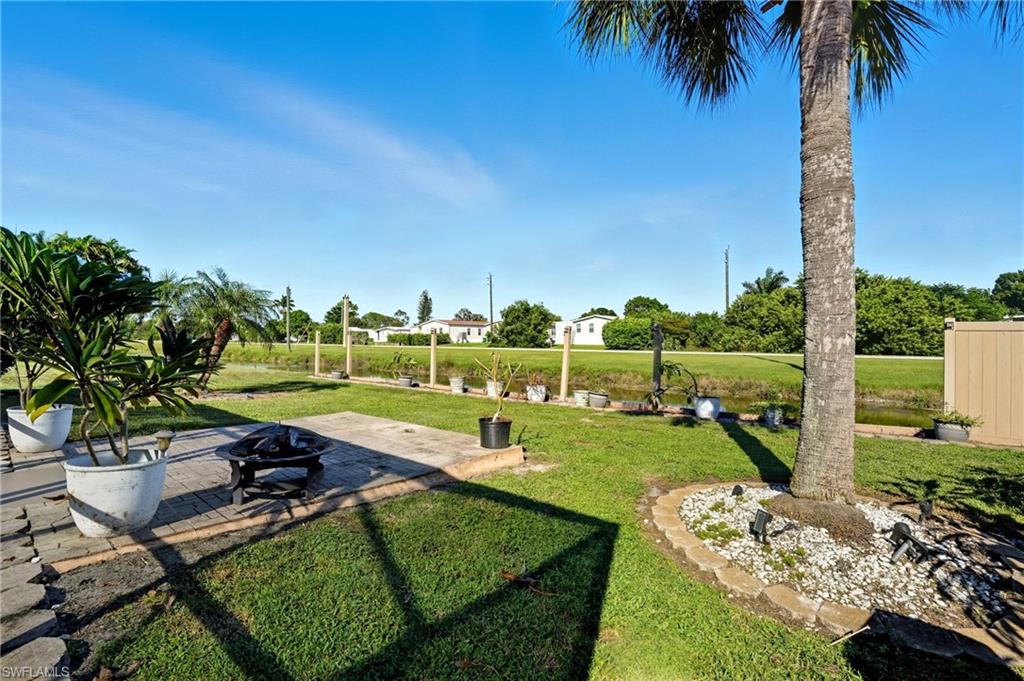 QUEENS PARK AT LAGO VERDE - Residential