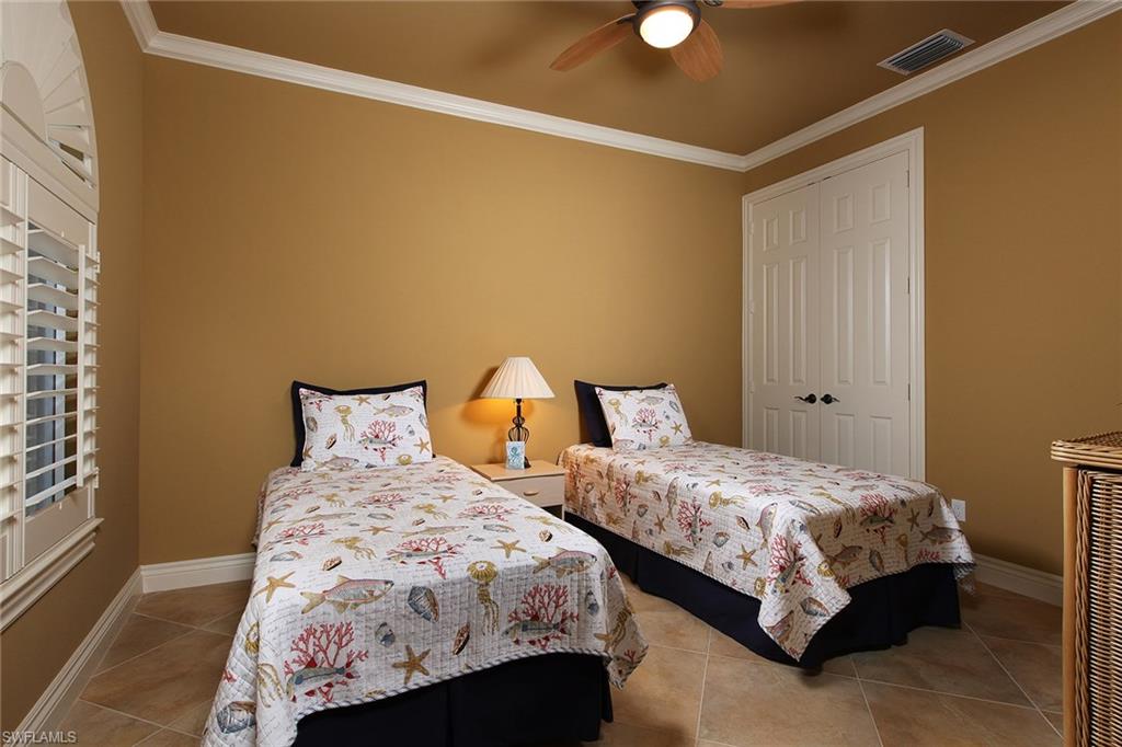 LOST LAKE - Residential