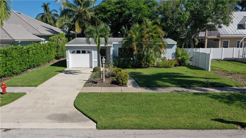 OLDE NAPLES - Residential