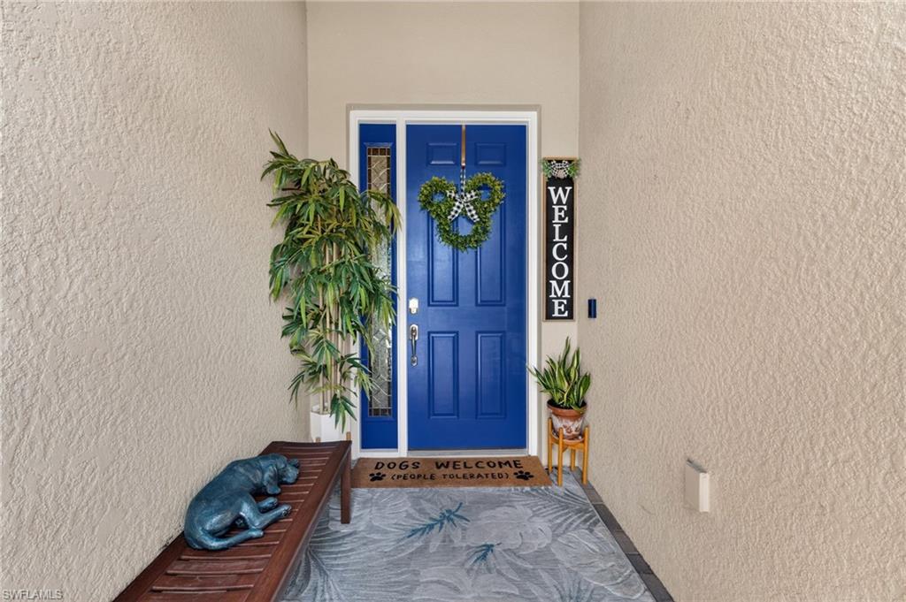 PORTICO - Residential