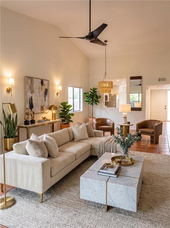 HAMPTONS AT KINGS LAKE - Residential
