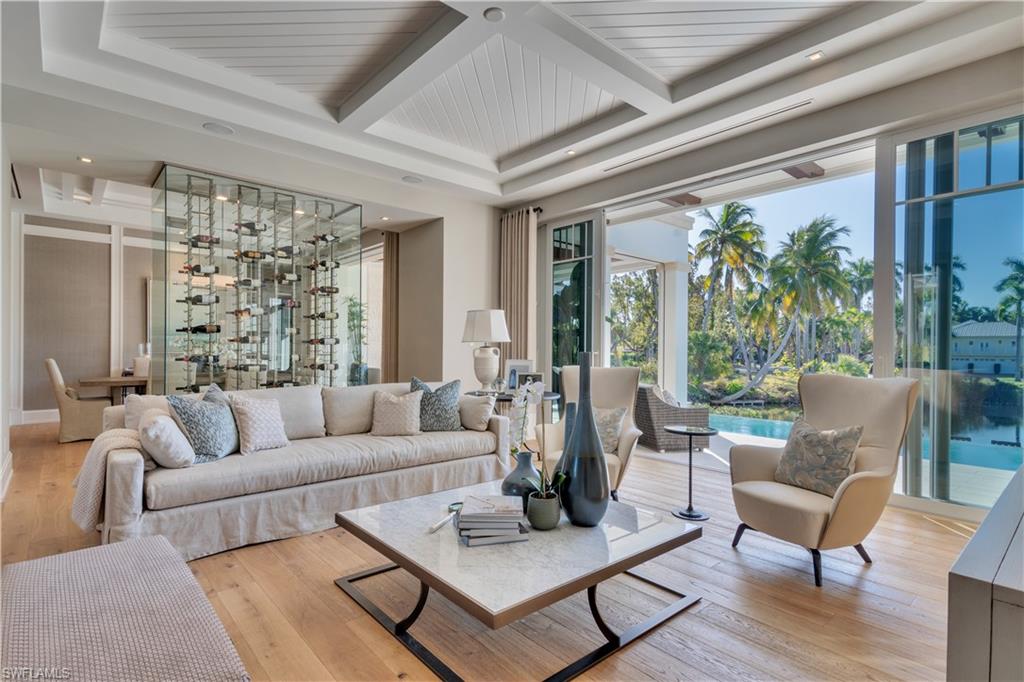 OLDE NAPLES - Residential