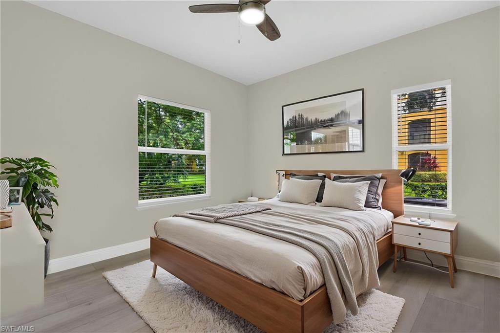 ROYAL GREENS - Residential