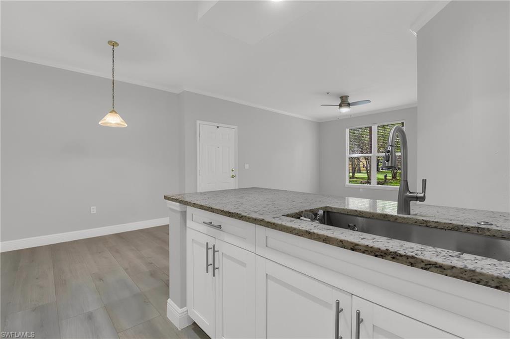 ROYAL GREENS - Residential