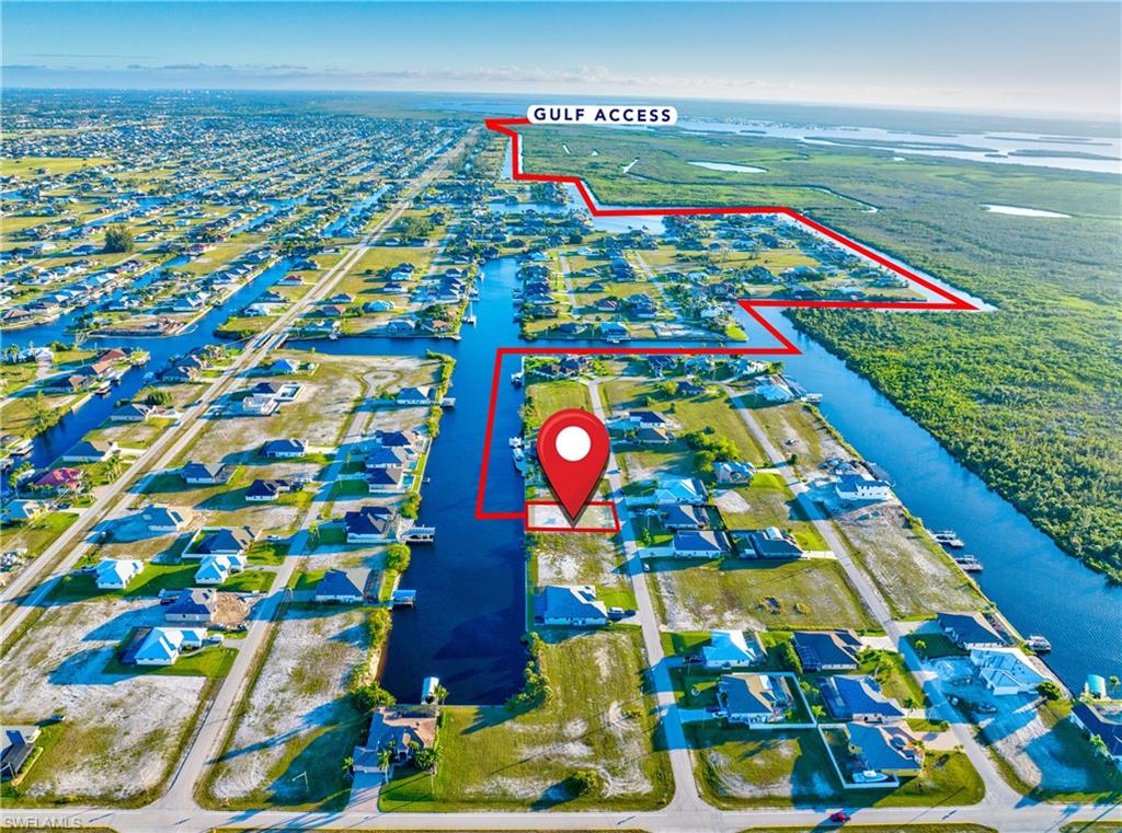 CAPE CORAL - Land