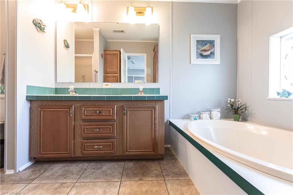 PINE LAKES COUNTRY CLUB - Residential