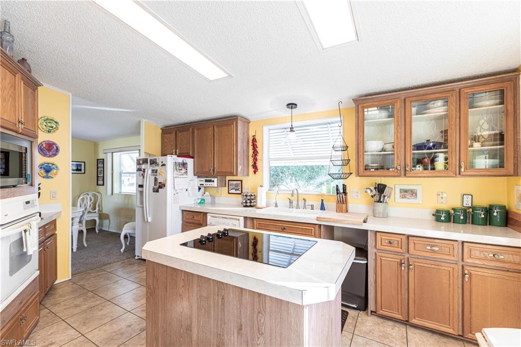 PINE LAKES COUNTRY CLUB - Residential