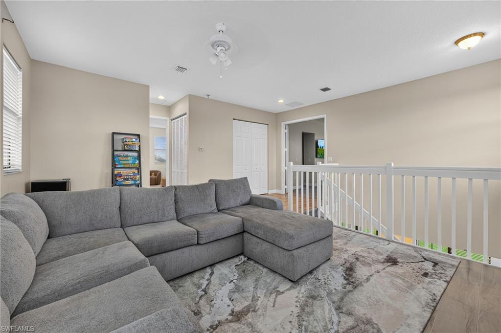 MAPLE RIDGE - Residential