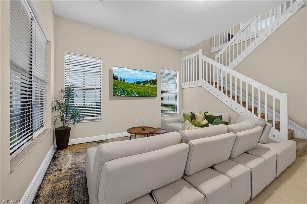 MAPLE RIDGE - Residential