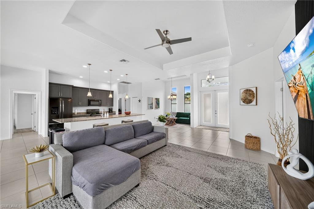 CAPE CORAL - Residential Lease